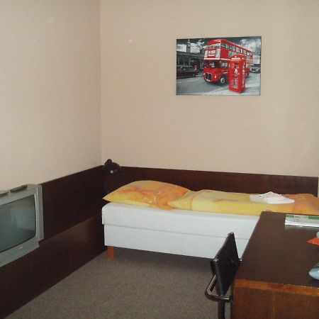 Hotel Bila Ruze Брно Екстер'єр фото