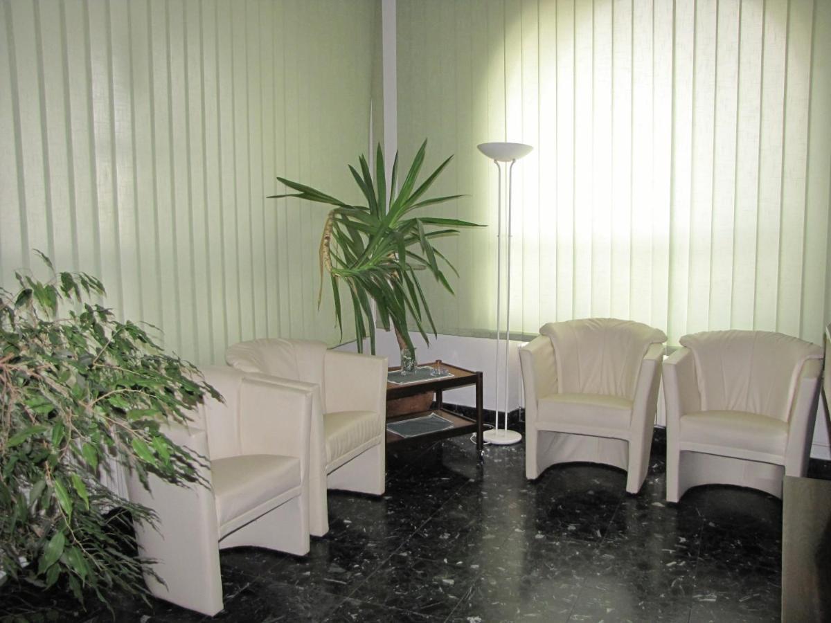 Hotel Bila Ruze Брно Екстер'єр фото