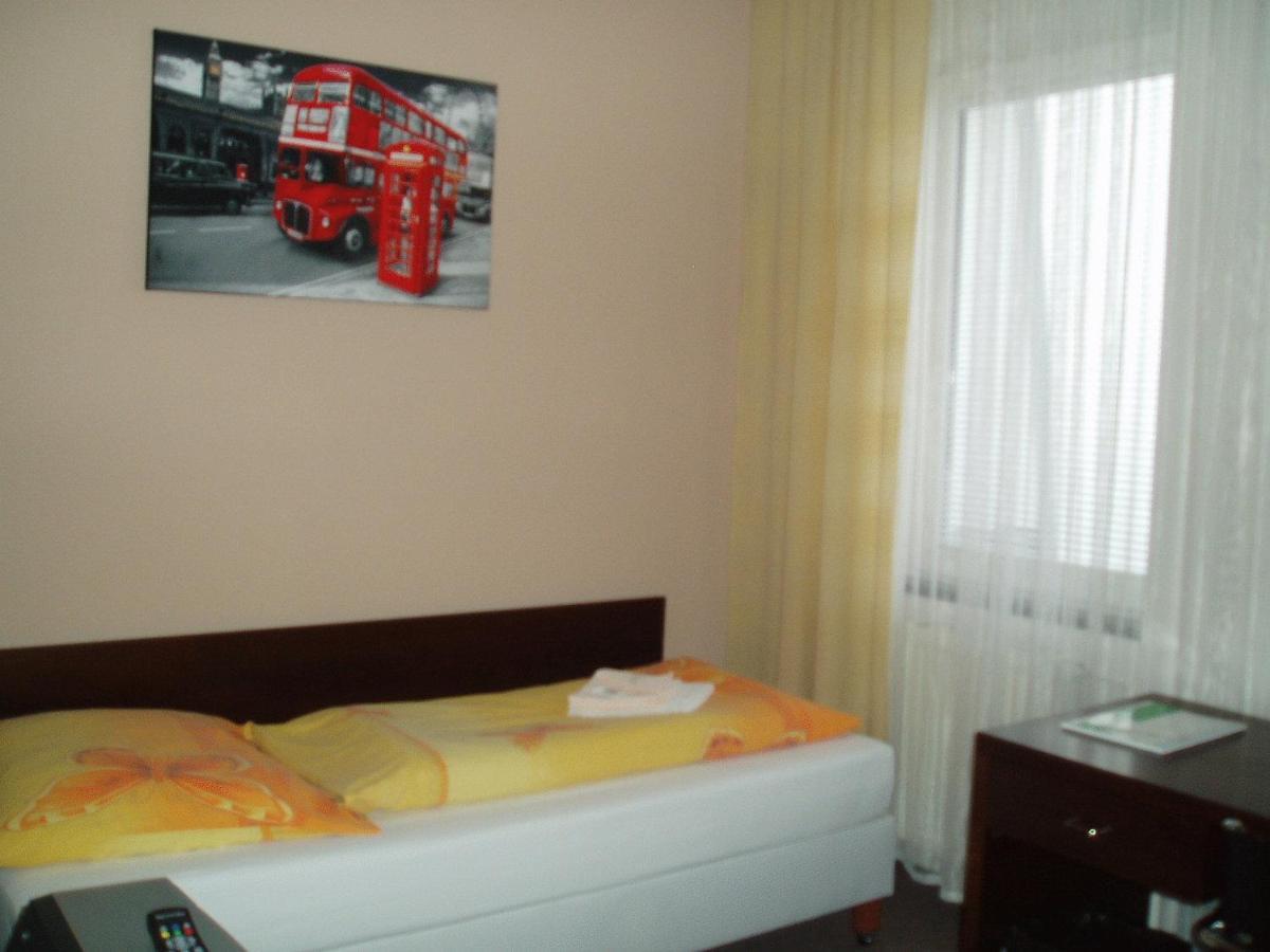 Hotel Bila Ruze Брно Екстер'єр фото