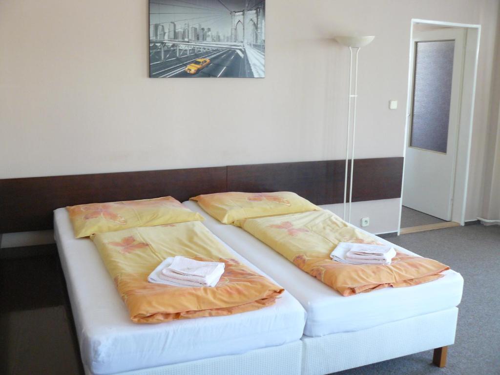 Hotel Bila Ruze Брно Номер фото