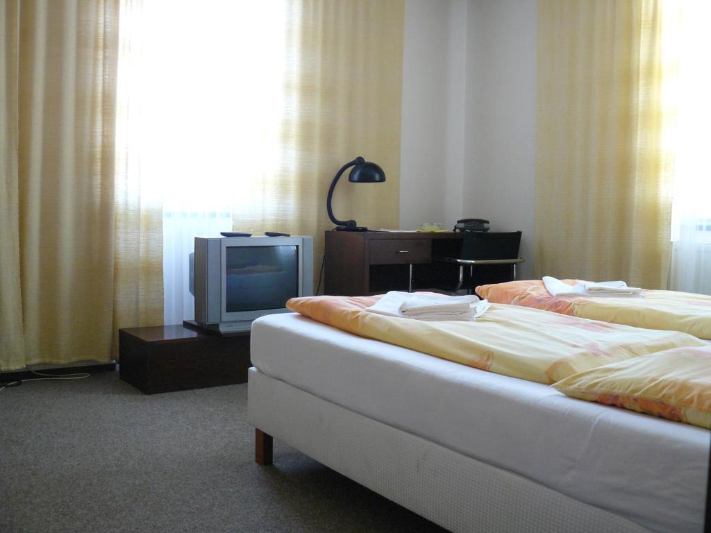 Hotel Bila Ruze Брно Номер фото