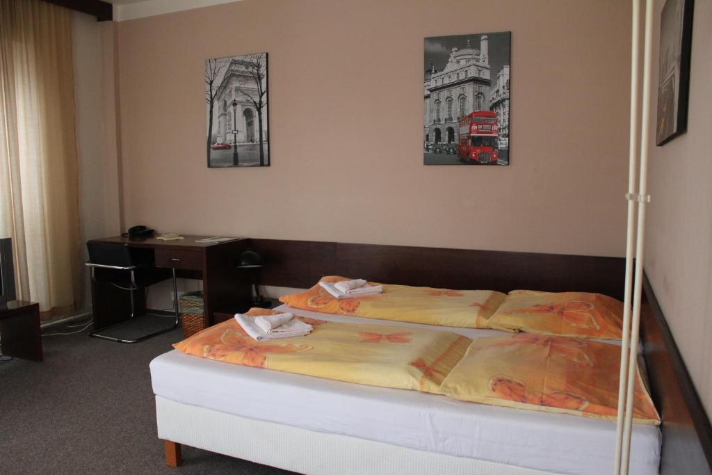 Hotel Bila Ruze Брно Екстер'єр фото